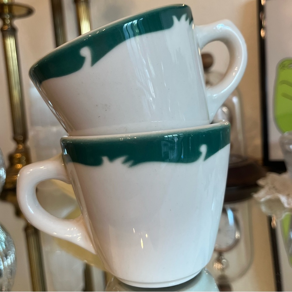 SET OF 2 Vintage Syracuse China Restaurant ware cups in wintergreen RARE